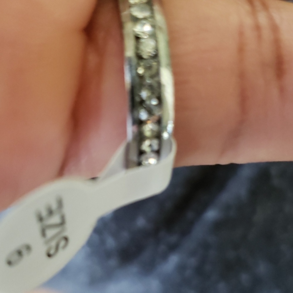 Silver infinity ring - Picture 3 of 4